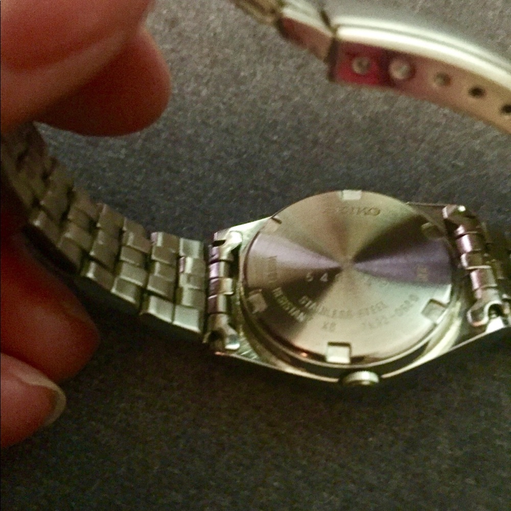Seiko Women’s Bracelet Watch - Picture 6 of 9